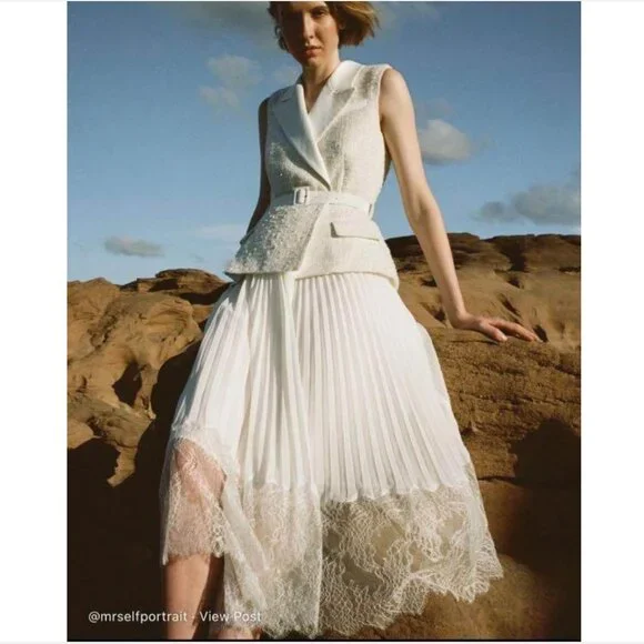 Self-Portrait Lace-Trimmed Bouclé & Chiffon Midi Dress – Size 2 - Picture 2 of 16